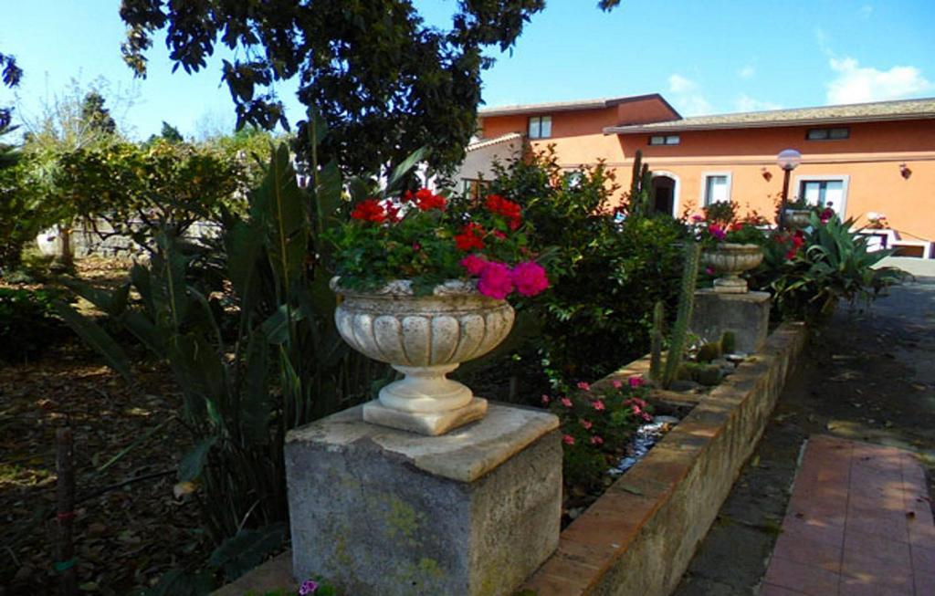 Baglio Delle Rose Acomodação com café da manhã Giarre Exterior foto