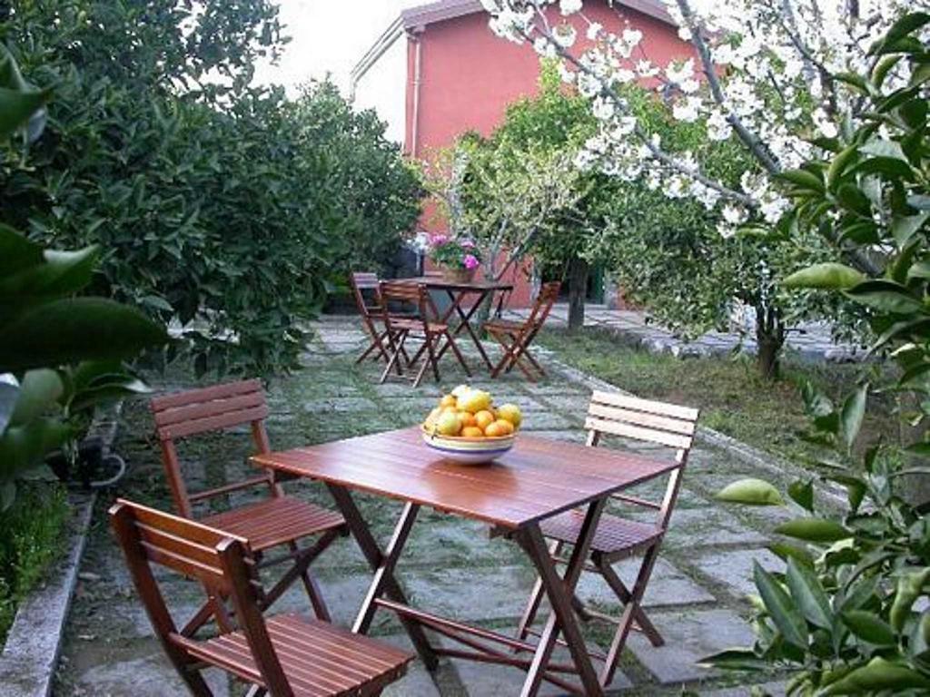 Baglio Delle Rose Acomodação com café da manhã Giarre Exterior foto